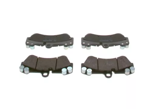 BOSCH Brake Pad Set, disc brake (0986424740)