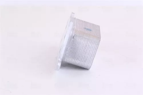 NISSENS Oil Cooler, engine oil (90962)