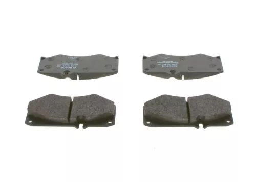 BOSCH Brake Pad Set, disc brake (0986467841)