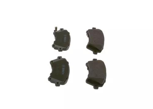 BOSCH Brake Pad Set, disc brake (0986424735)