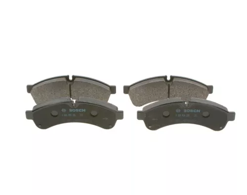 BOSCH Brake Pad Set, disc brake (0986494335)