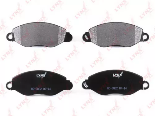 LYNXAUTO Disc brake pads, front (BD-3032)